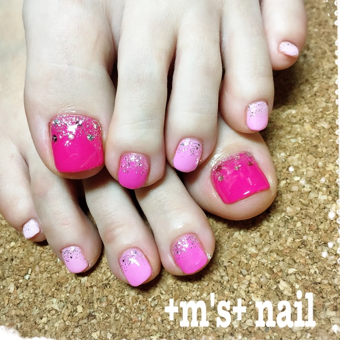 オールシーズンデート女子会フットピンク Ms Nailのネイル