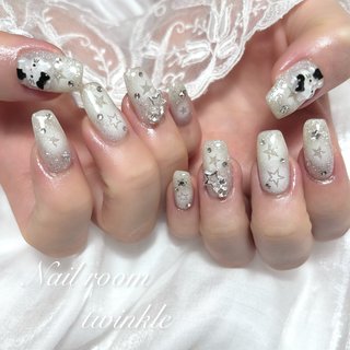 グレー/量産型ネイルのネイルデザイン｜ネイルブック