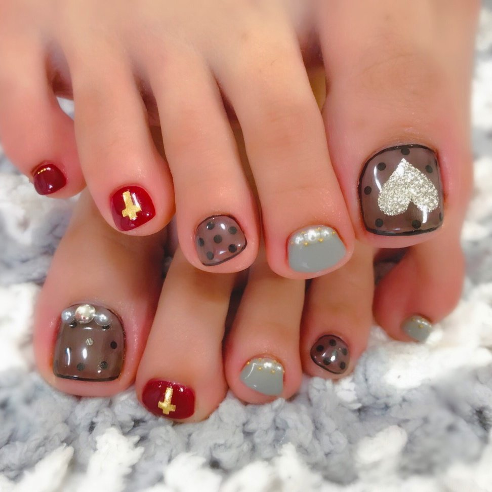 秋 冬 オールシーズン バレンタイン フット Nailsalon Cloverのネイルデザイン No ネイルブック