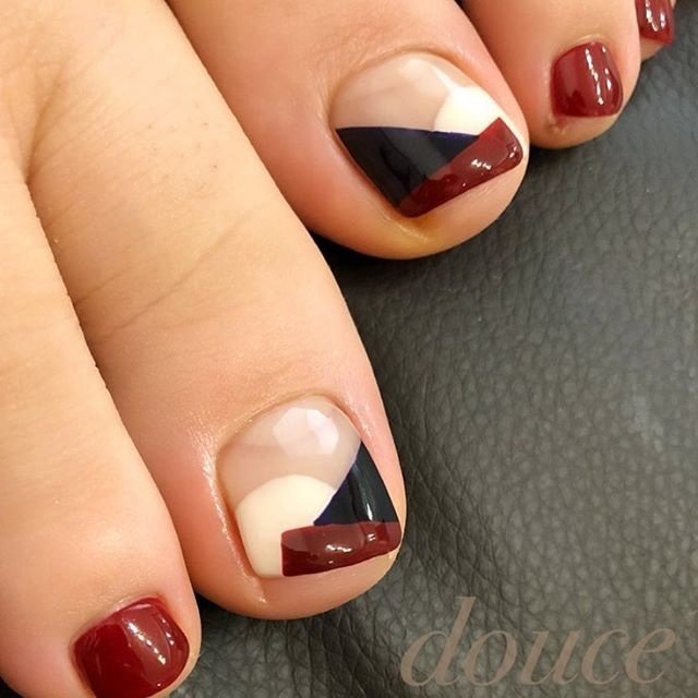 秋 冬 フット ブロック ショート Nailsalon Douceのネイルデザイン No ネイルブック