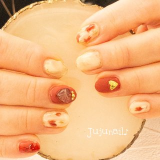 ホワイトチョコネイルのネイルデザイン｜ネイルブック