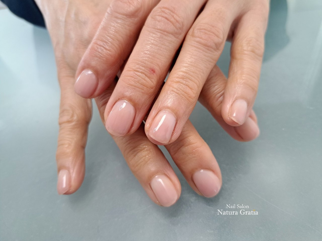 オールシーズン/オフィス/ハンド/シンプル/グラデーション - Mizutani