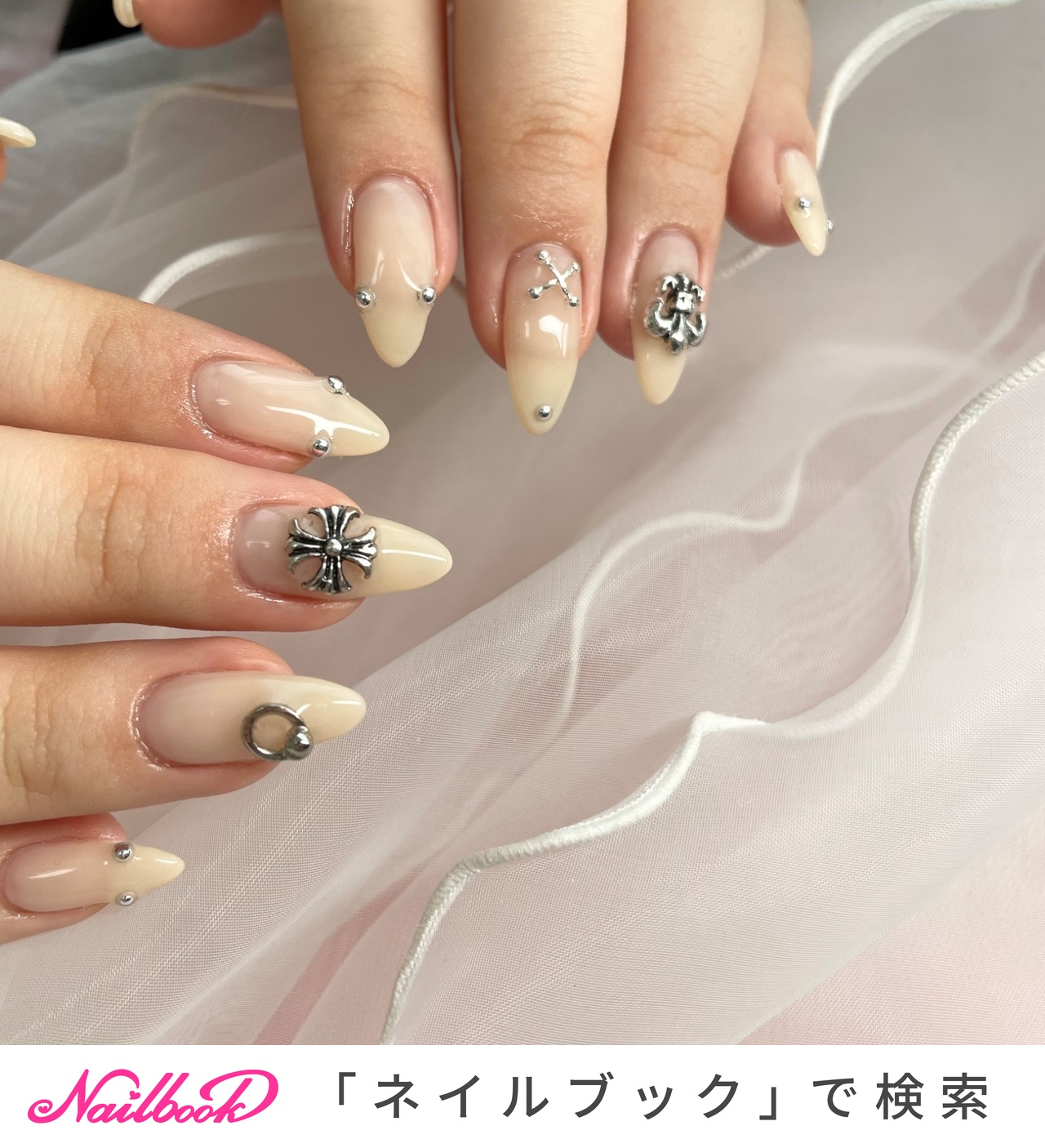 クロムハーツのネイルデザイン｜ネイルブック