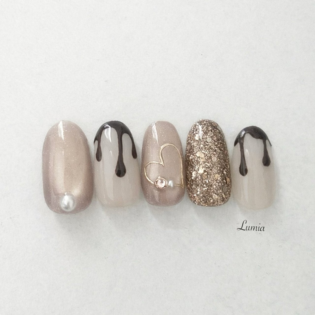 冬/バレンタイン/ハンド/ハート/パール - lumiaのネイルデザイン[No