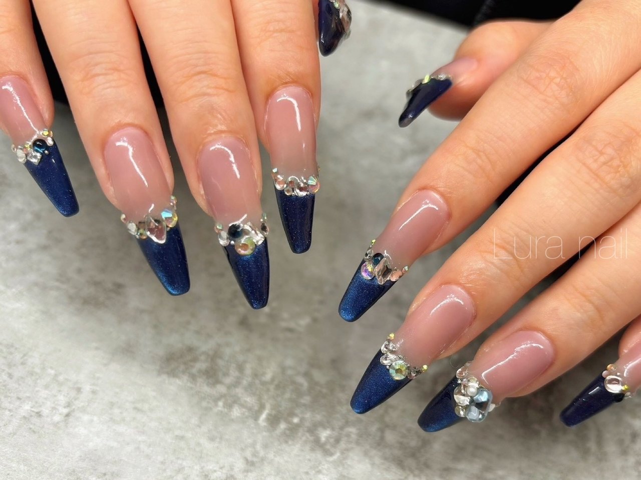 オールシーズン/ハンド/キラキラ/ロング/ポイント - Lura nailのネイル