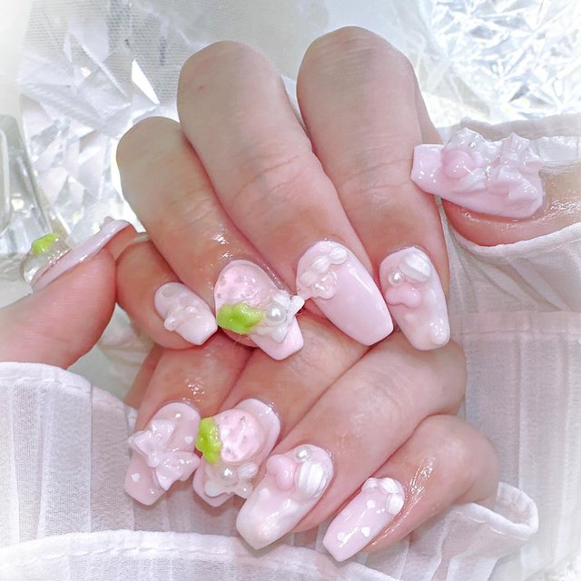 ネイルで楽しむ今日の色】2/28は若苗色！ふと見るとぴょこんと新芽が