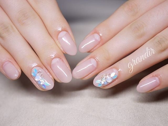 オールシーズン バレンタイン オフィス 女子会 ハンド Ayl Nailsalon Schoolのネイルデザイン No 8 ネイル ブック