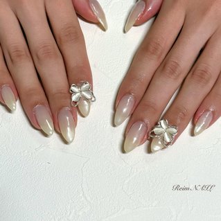 2026年】新着順｜ホワイト(白)/#ワンカラー パーツのネイルデザイン