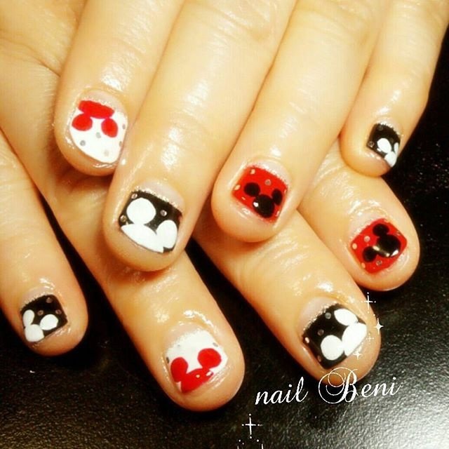 オールシーズン 旅行 リゾート ハンド ホログラム Nail Salon Beni ネイルサロン ベニのネイルデザイン No 278 ネイルブック