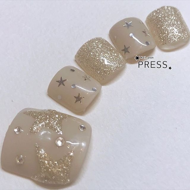 冬 オールシーズン フット ホログラム 星 Nail Pressのネイルデザイン No ネイルブック