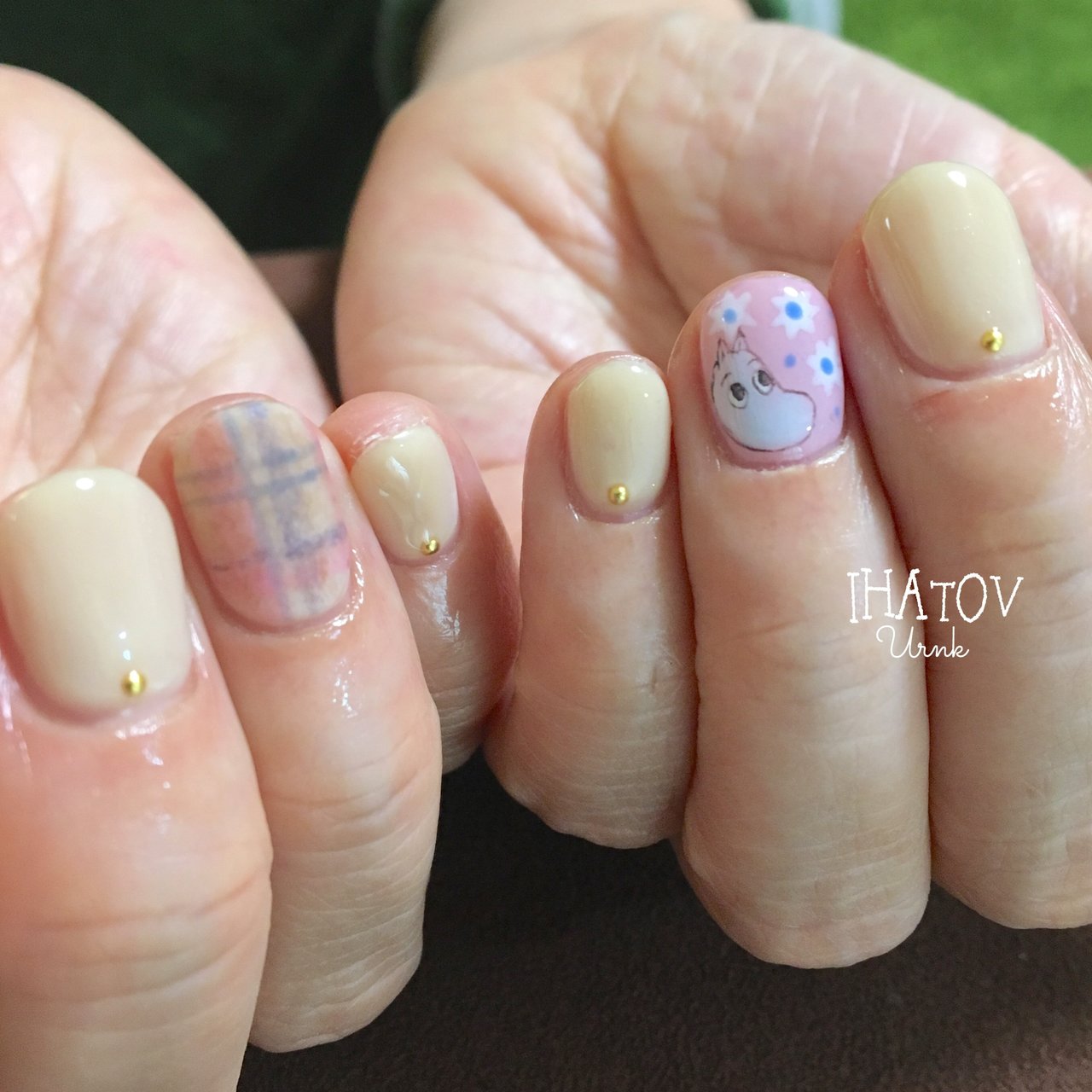 オールシーズン 旅行 オフィス 女子会 ハンド Ihatov Nailarts のネイルデザイン No ネイルブック