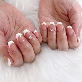 2026年】新着順｜フレンチ/ビジューのネイルデザイン｜ネイルブック