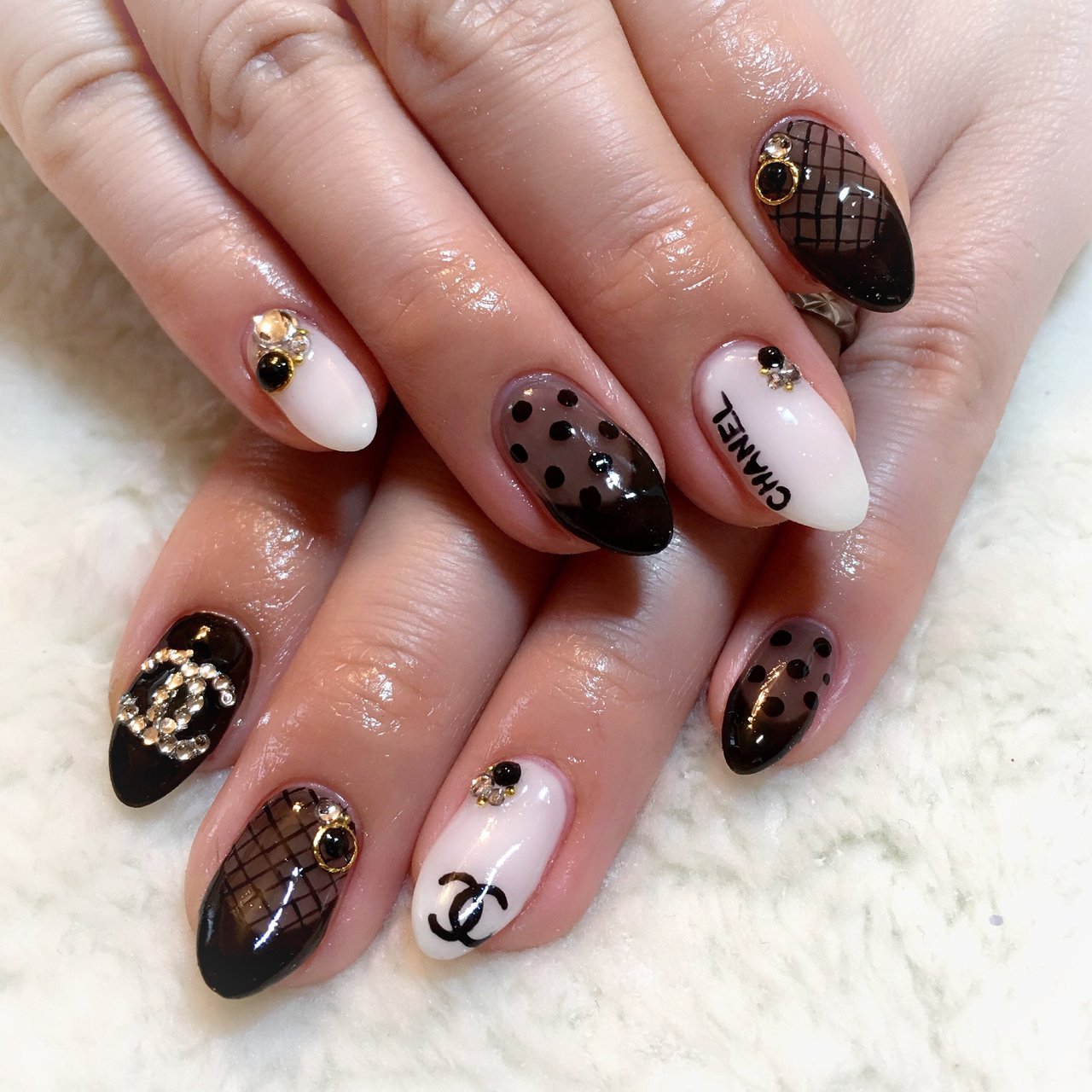 ★CHANEL★広告ポスター ネイル 美容 インテリア 装飾 ☆CHANEL☆広告ポスター ネイル 美容 インテリア 装飾