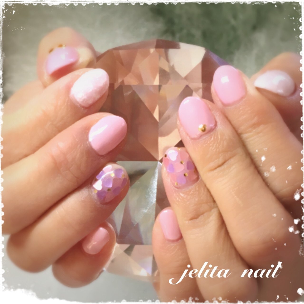 バレンタイン ホログラム ハート ピンク ネイルチップ Jelita Nail 麻生理香子のネイルデザイン No ネイルブック