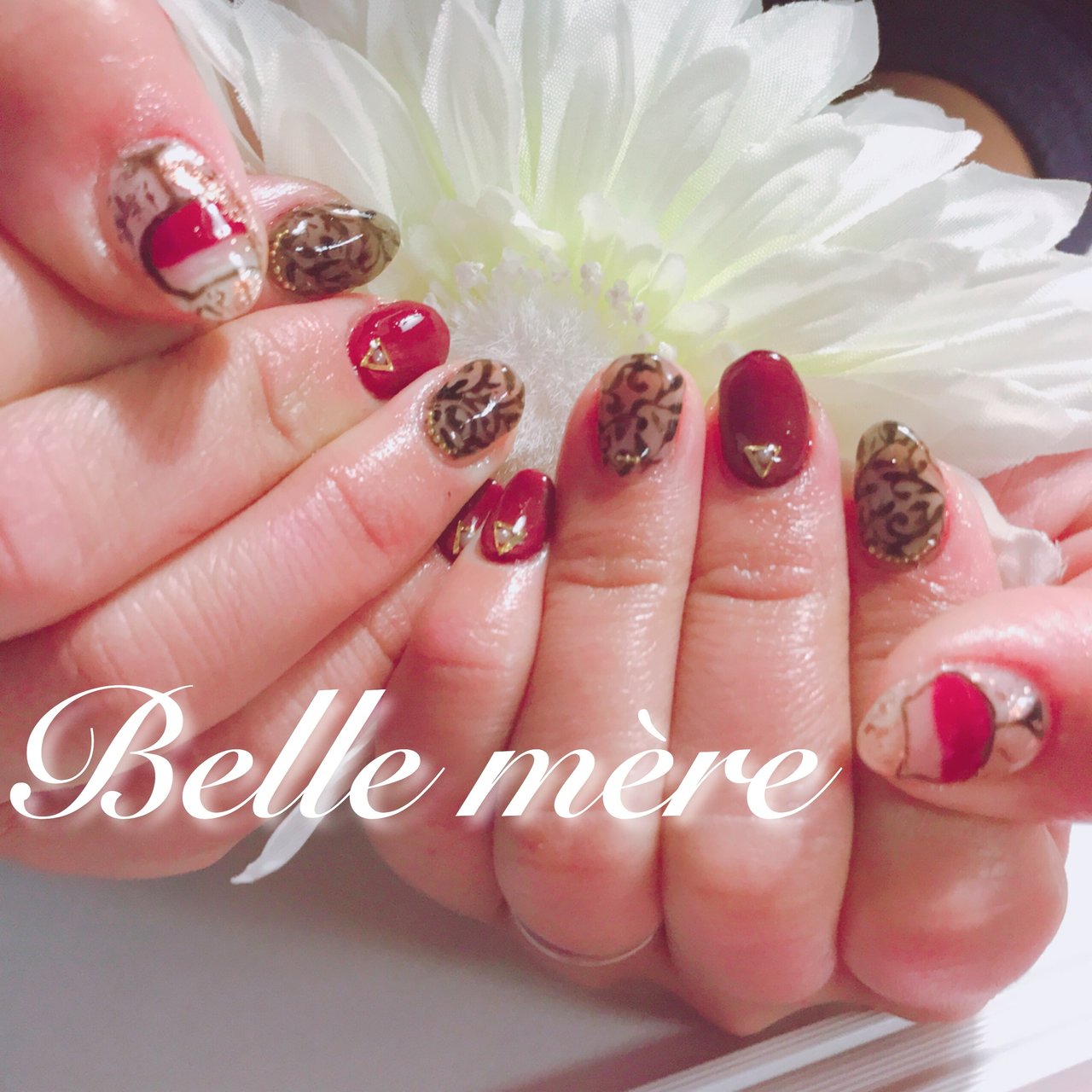オールシーズン ハンド シースルー ミディアム ボルドー Nailbellemereのネイルデザイン No ネイルブック