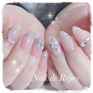 ストーンアートのネイルデザイン｜ネイルブック