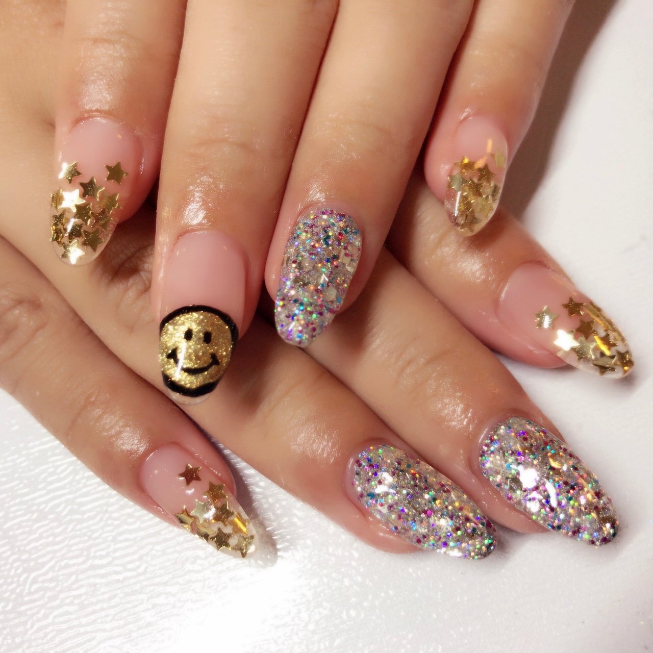 オールシーズン パーティー 女子会 ハンド ホログラム Rie のネイルデザイン No ネイルブック