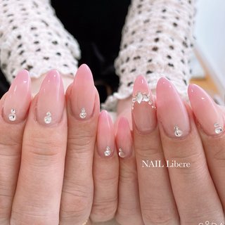 ピーチピンクのネイルデザイン｜ネイルブック