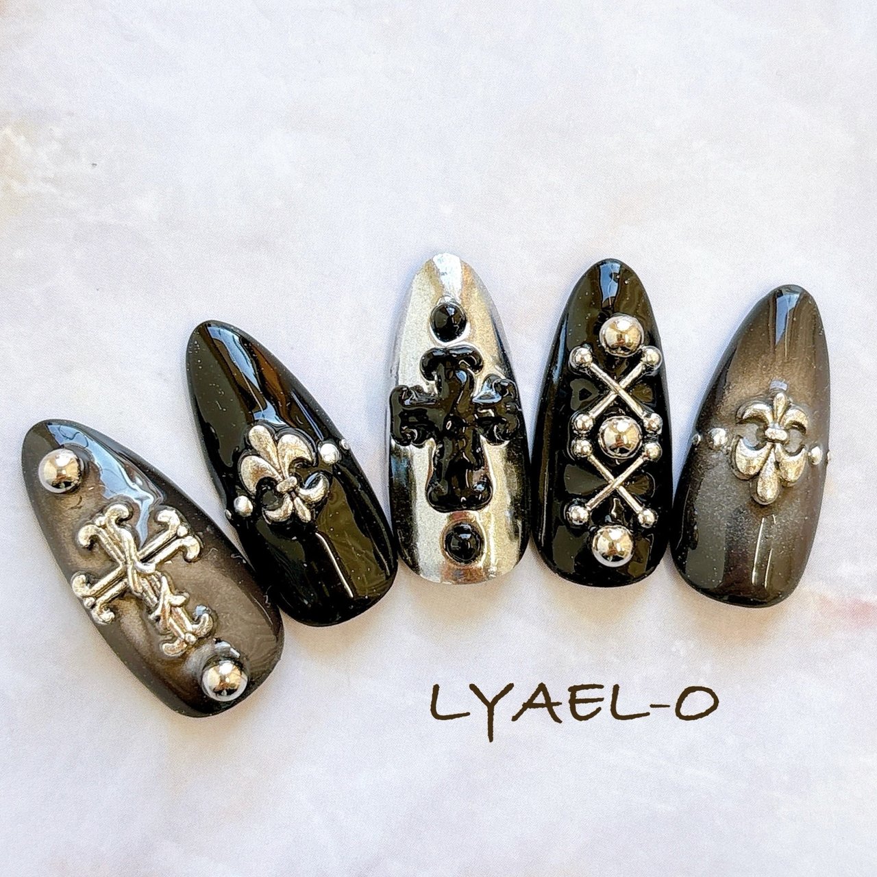 ライブ/推し活/ハンド/個性派/モノトーン - nailsalon LYAEL-Oのネイル