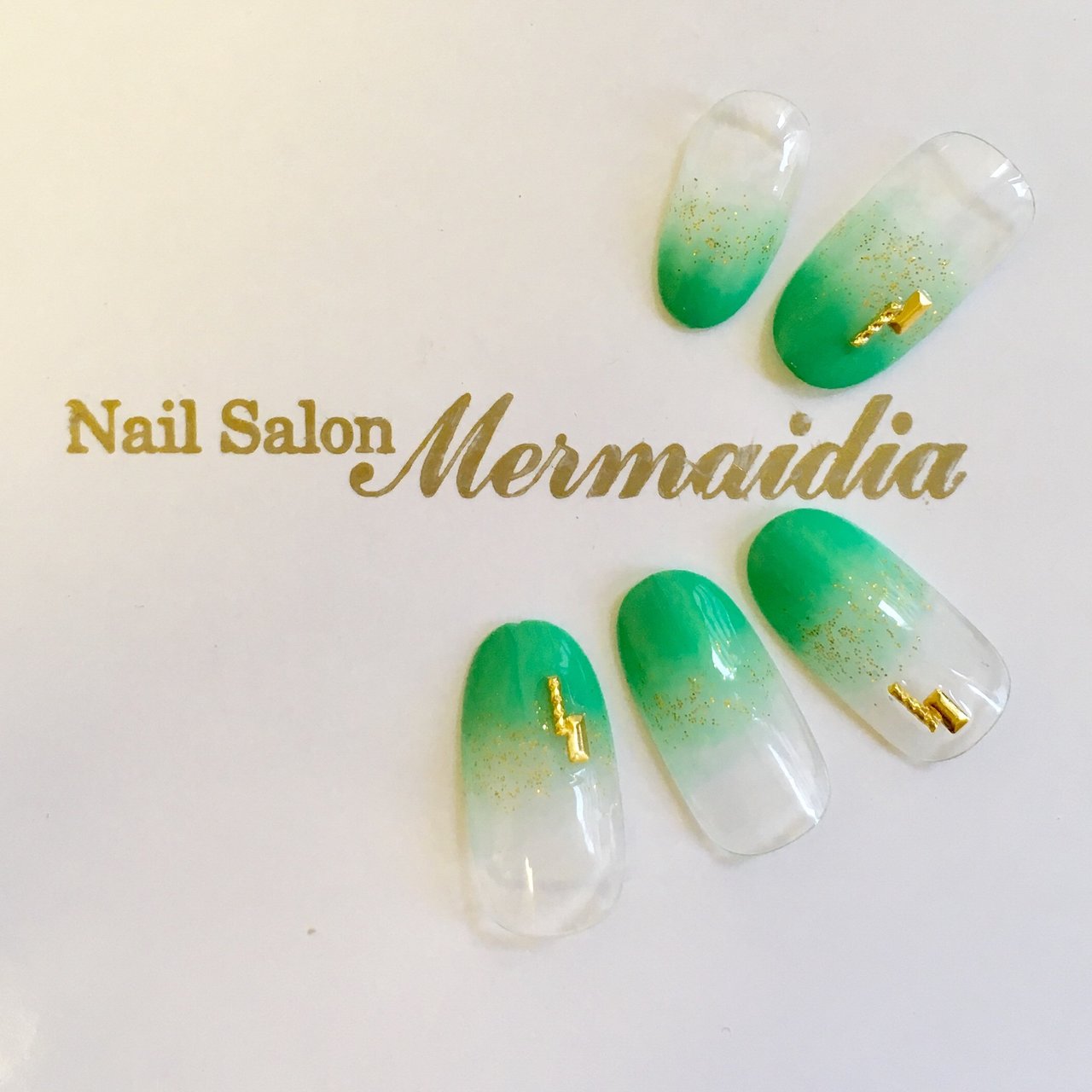 春 ハンド グラデーション グリーン ジェル Nail Salon Mermaidiaのネイルデザイン No ネイルブック