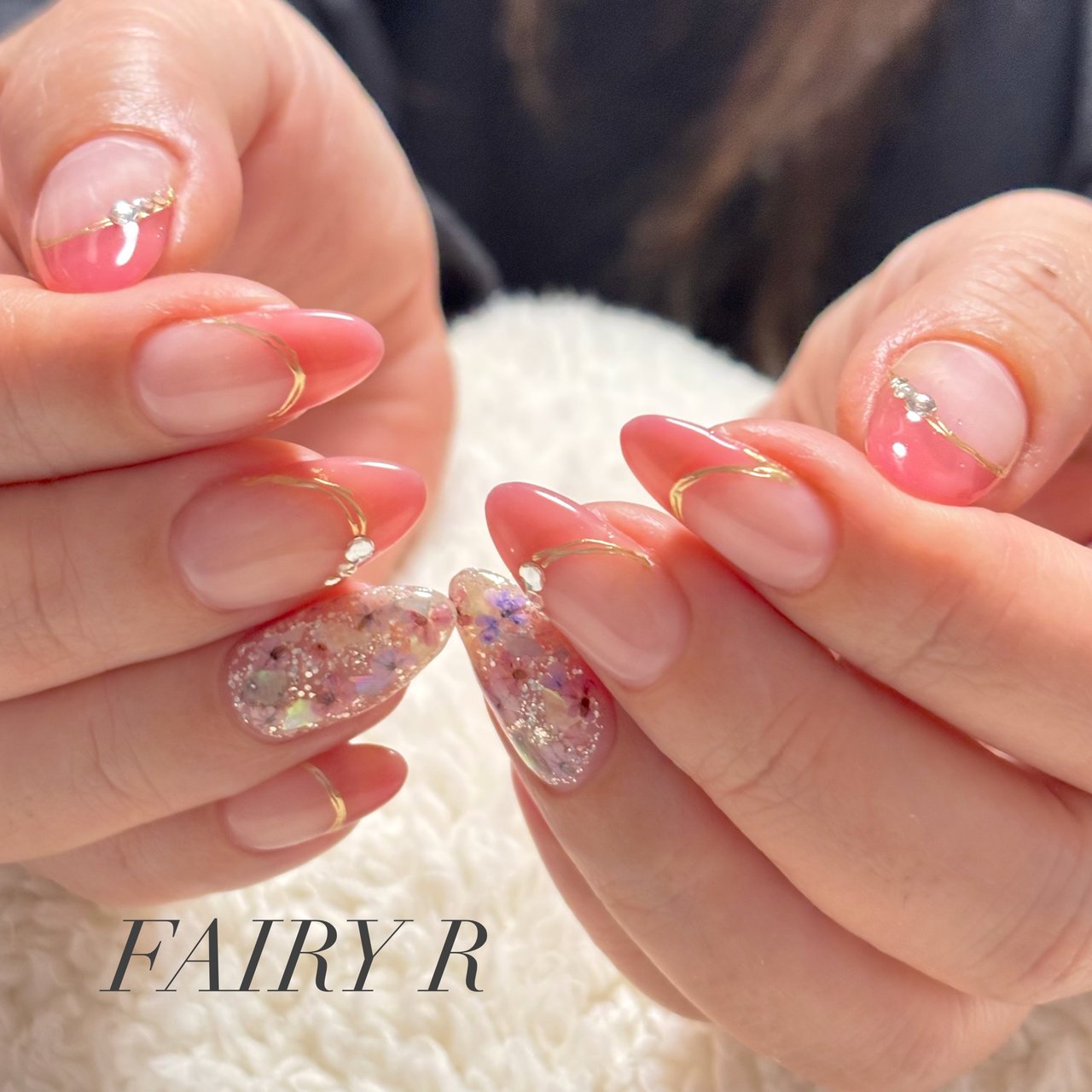 春/オールシーズン/ハンド/フレンチ/押し花 - FAIRY Rのネイルデザイン 