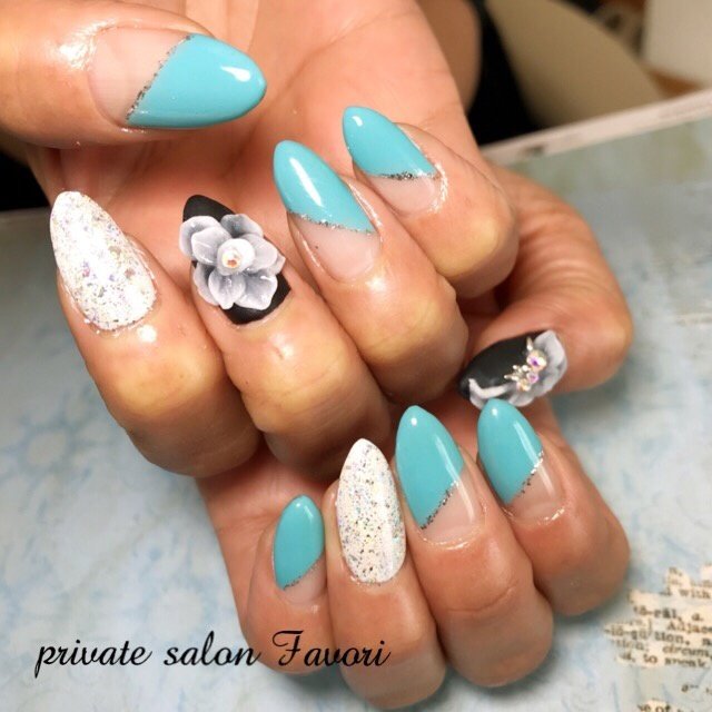 オールシーズン ブライダル ハンド フレンチ フラワー Private Nail Salon Favoriのネイルデザイン No ネイルブック