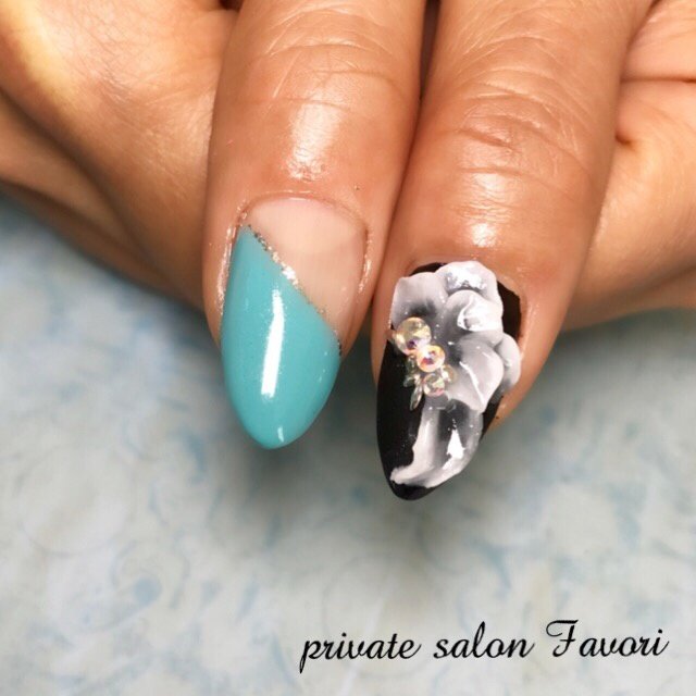 オールシーズン ブライダル ハンド フレンチ フラワー Private Nail Salon Favoriのネイルデザイン No ネイルブック