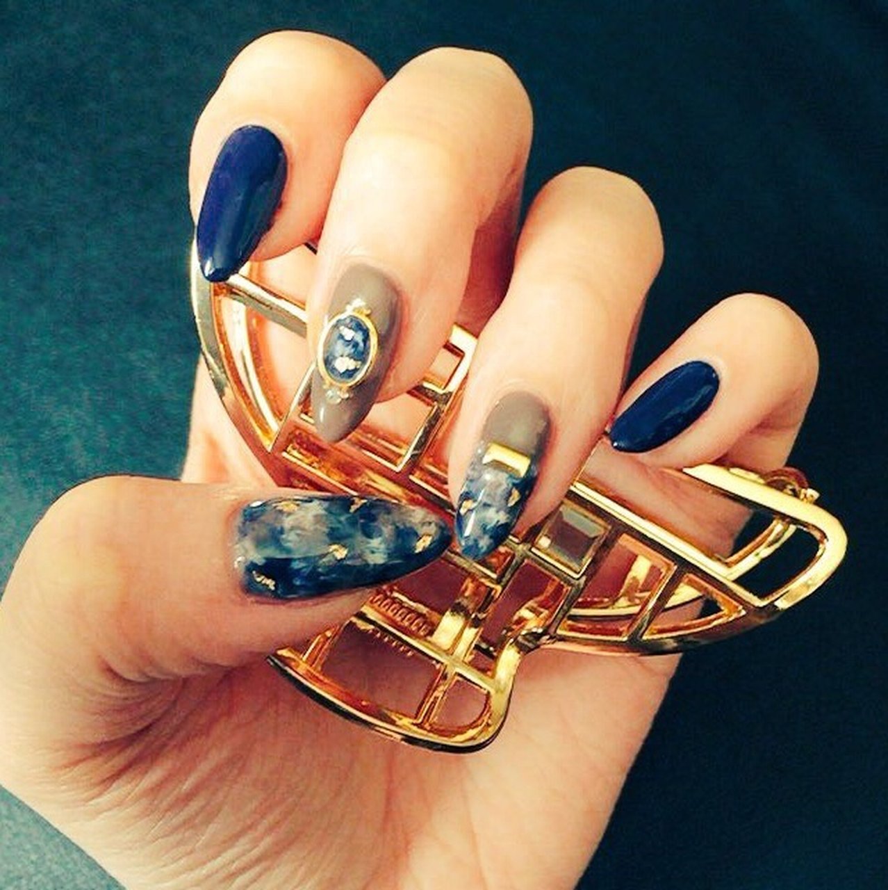 ハンド マーブル ネイビー ジェルネイル Natsumi٩ ۶のネイルデザイン No ネイルブック