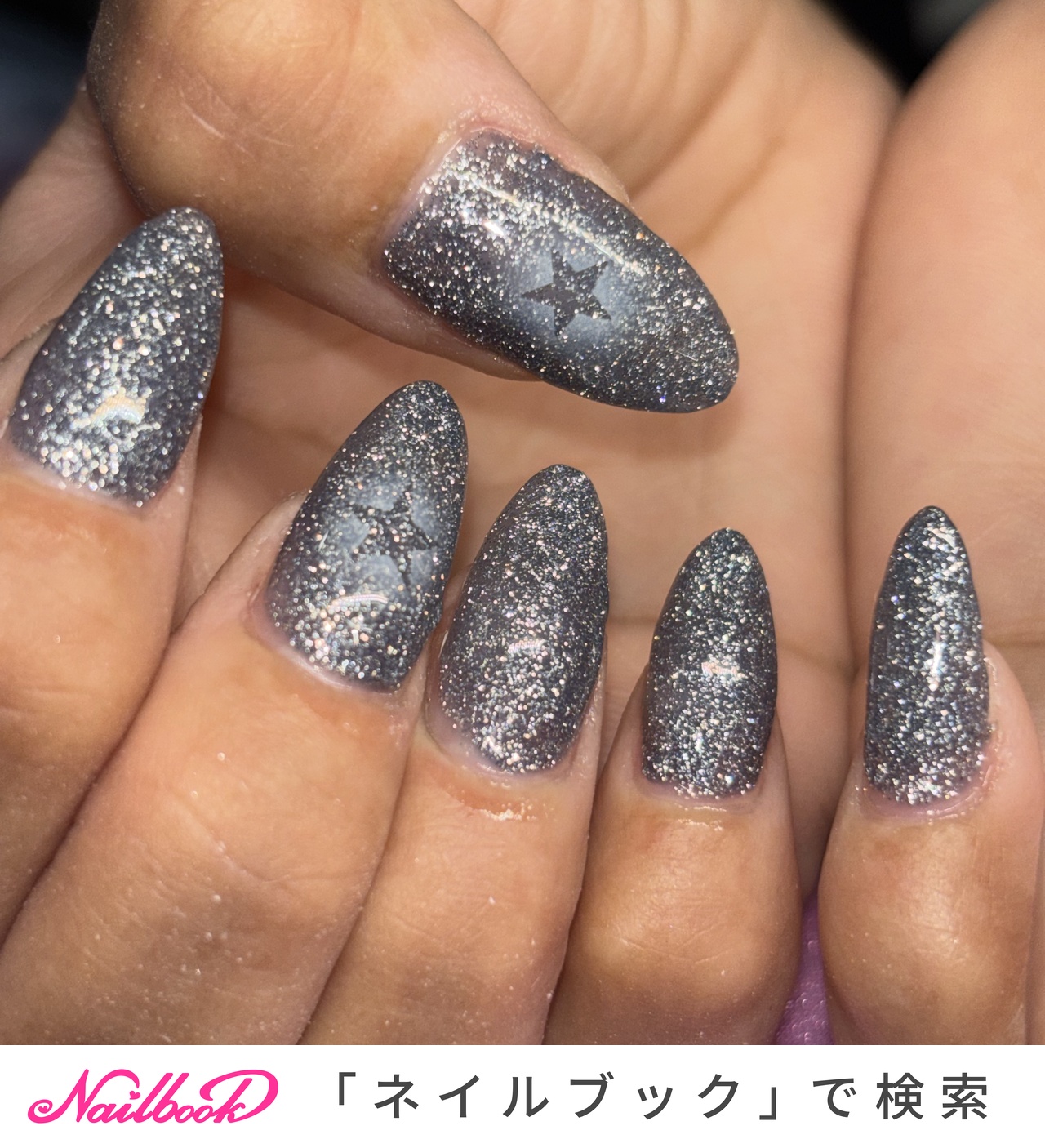 ギャリッターのネイルデザイン｜ネイルブック