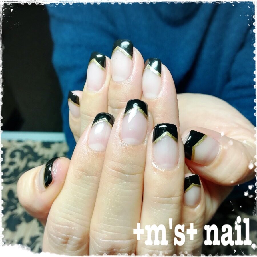 ハンド フレンチ 変形フレンチ ショート ブラック M S Nailのネイルデザイン No 2865064 ネイルブック