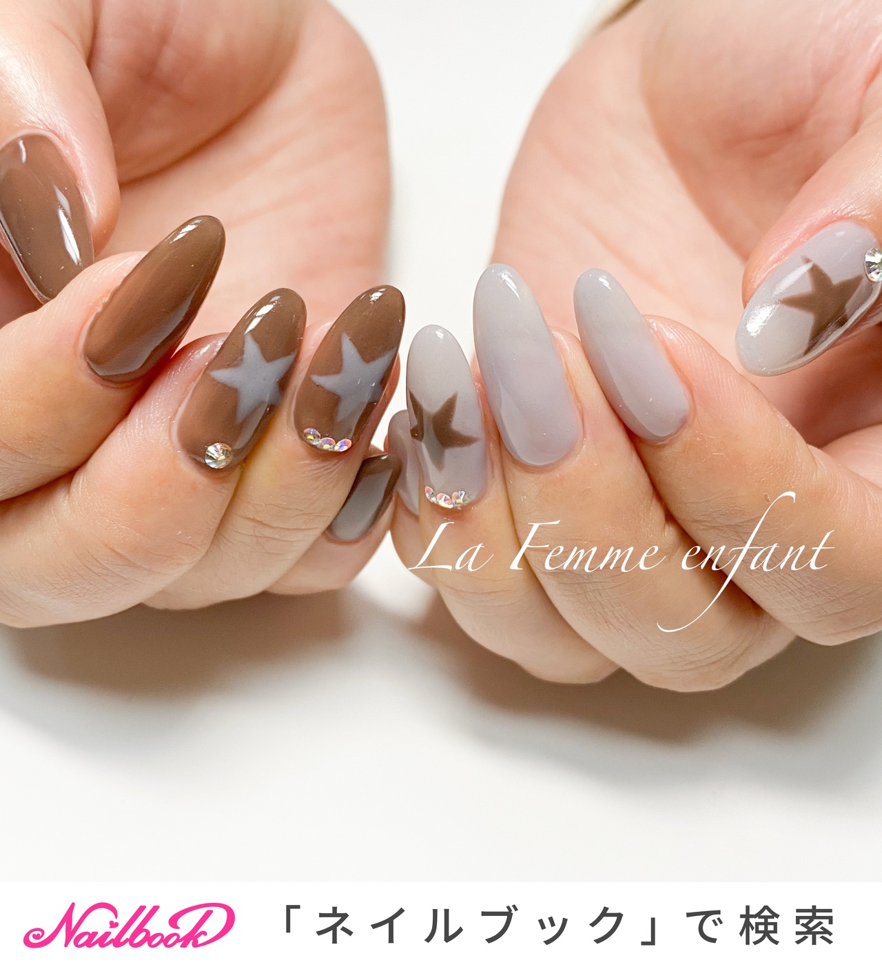 ネイルチップ ドット柄 パール付き ロングオーバル ロングオーバルのネイルデザイン｜ネイルブック