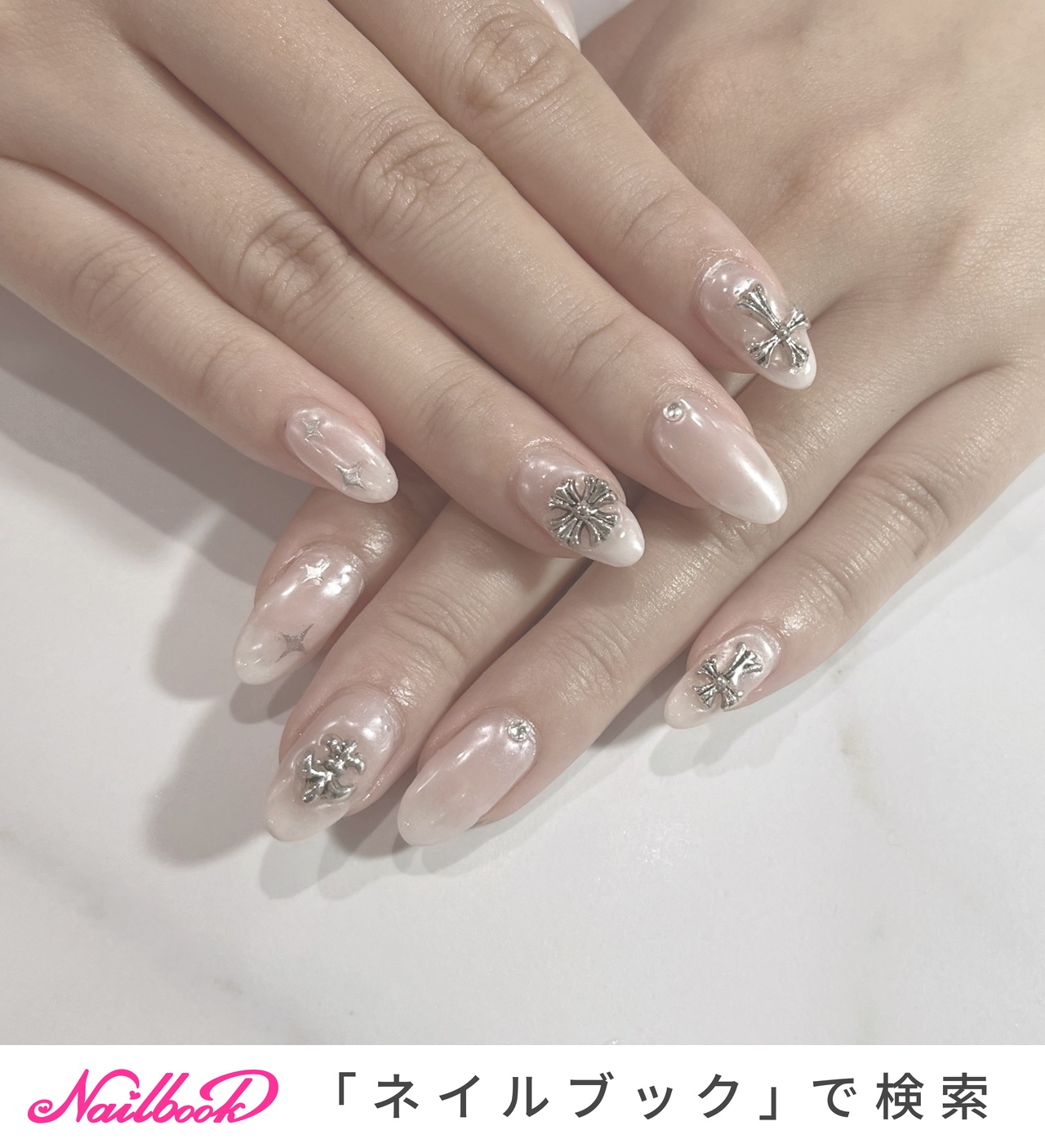 クロムハーツのネイルデザイン｜ネイルブック