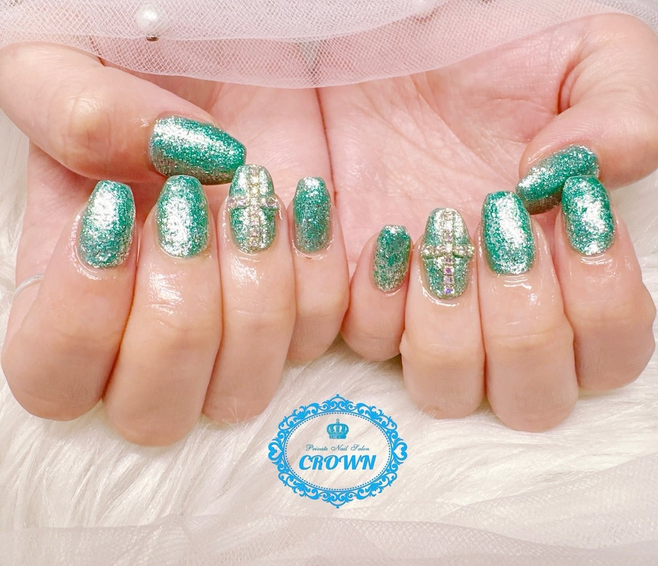 ラメ - crown.nail_shizuokaのネイルデザイン[No.9944676]｜ネイルブック