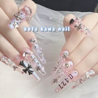 クロムハーツのネイルトップコート お客様ネイル】 ✼••┈┈┈┈┈┈┈┈┈┈┈┈┈┈┈┈••✼ 今流行りの