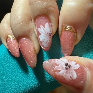 ハンドモデル募集中のネイルデザイン｜ネイルブック