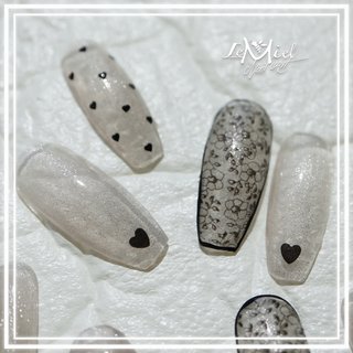 グレー/ブラック/ネイルチップのネイルデザイン｜ネイルブック