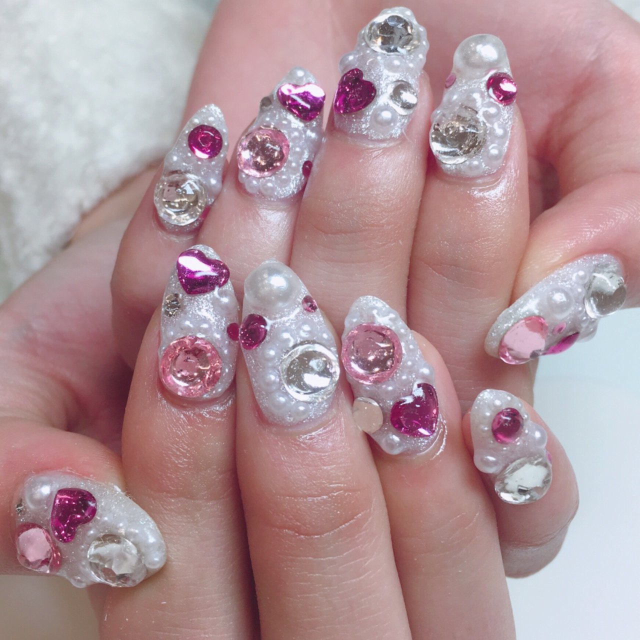 ハンド ビジュー ショート ジェルネイル のネイルデザイン No ネイルブック