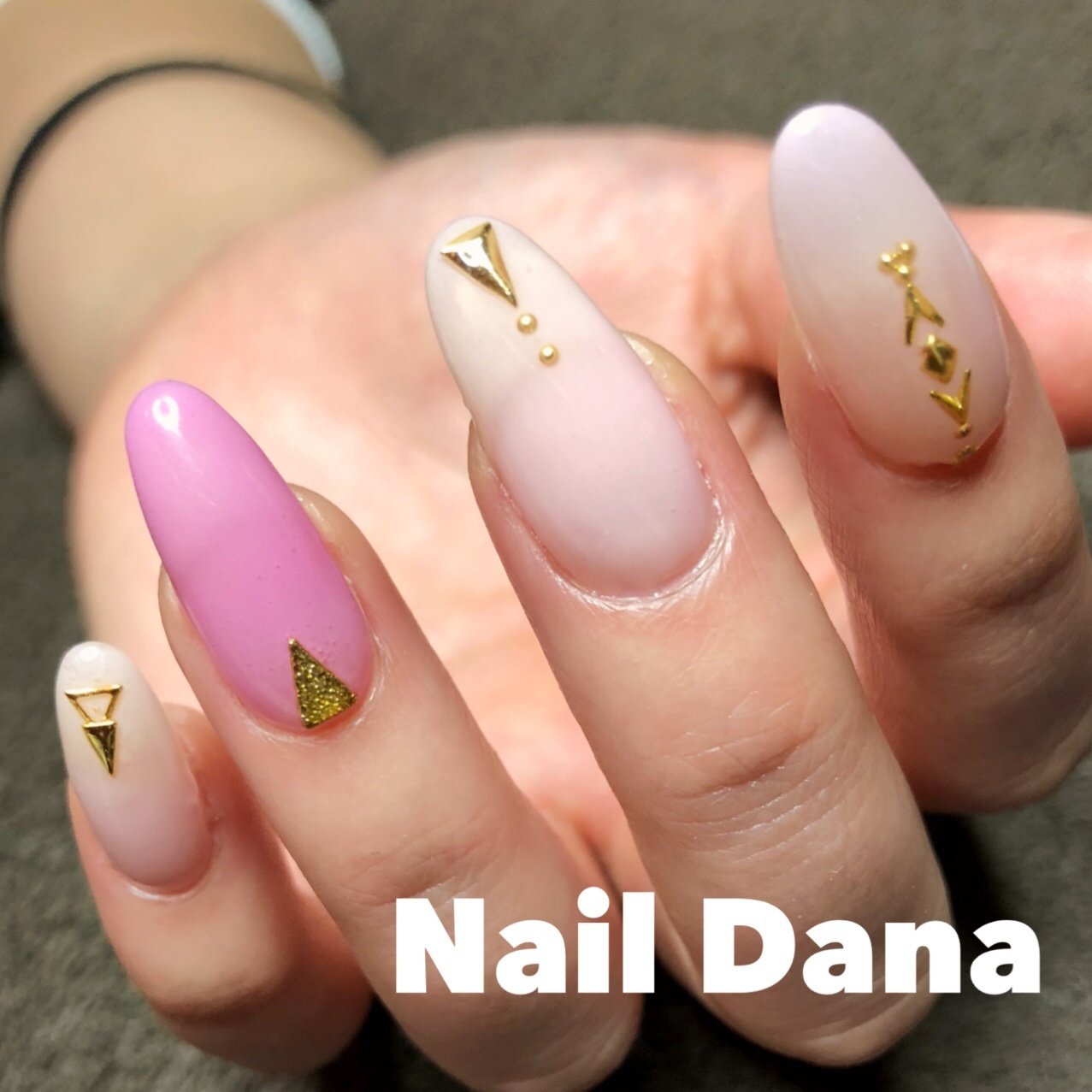 リゾート オフィス ブライダル パーティー ハンド Nail Danaのネイルデザイン No ネイルブック