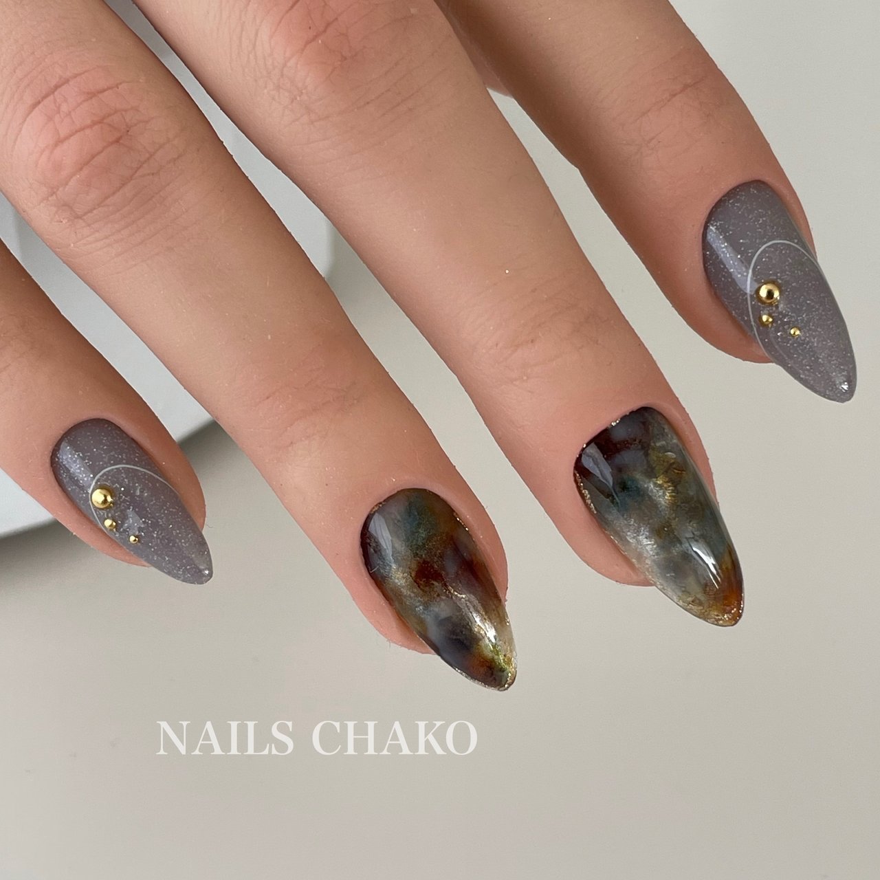 オールシーズン/ハンド/ニュアンス/マグネット/大人 - NAILS CHAKOの