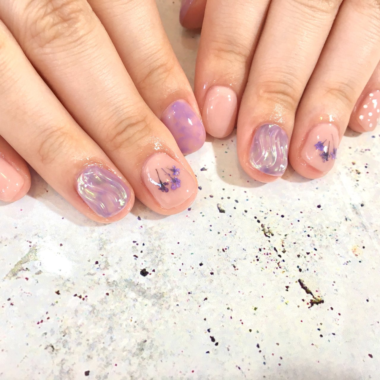 春 オールシーズン マーブル 押し花 ショート 松本市ネイルサロンnail Atelier Spica ネイルアトリエスピカ のネイル デザイン No 532 ネイルブック