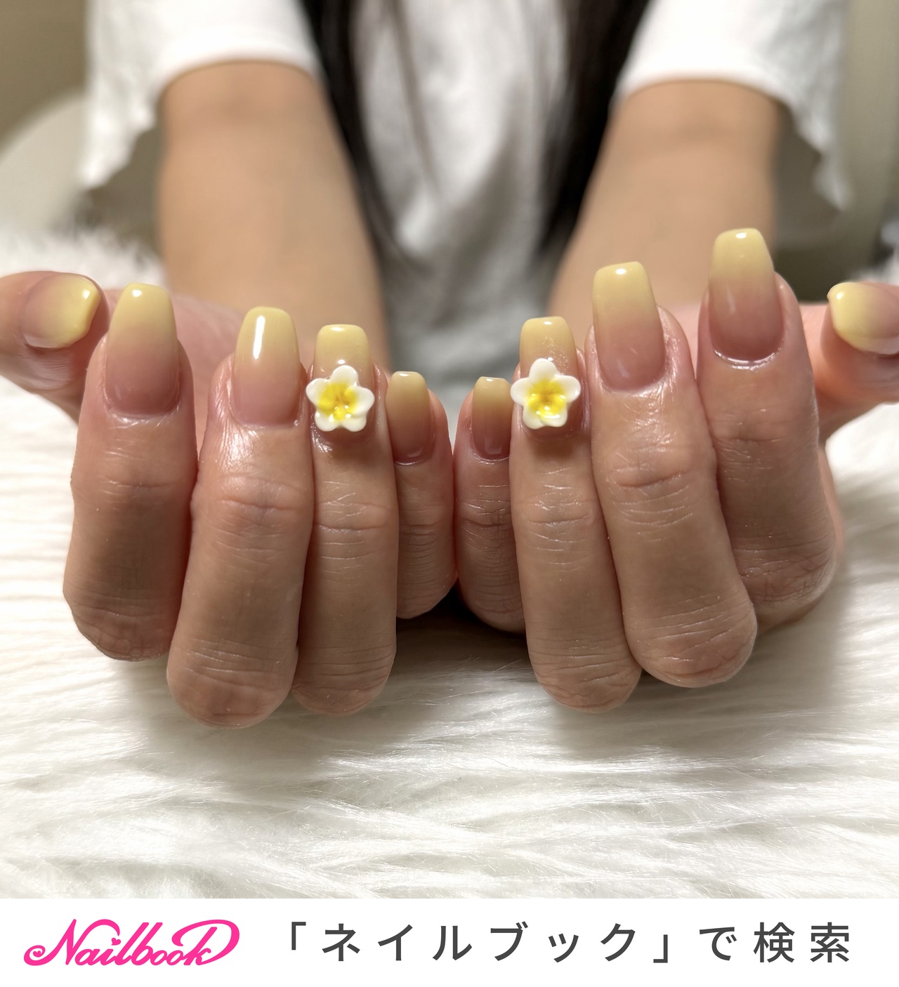ハイビスカスネイルのネイルデザイン｜ネイルブック