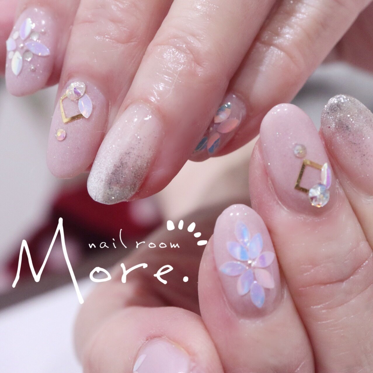 春 夏 冬 オールシーズン ハンド More Nailroomのネイルデザイン No 285 ネイルブック