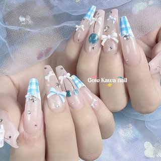 ネイルチップ 水色 さくらんぼ リボン スナ系 チェックネイル ハート ちゅるん チェック/水色/さくらんぼのネイルデザイン｜ネイルブック