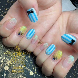 ドナルドダックのネイルデザイン｜ネイルブック