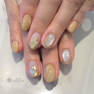 ワンカラー/マグネット/イエローのネイルデザイン｜ネイルブック