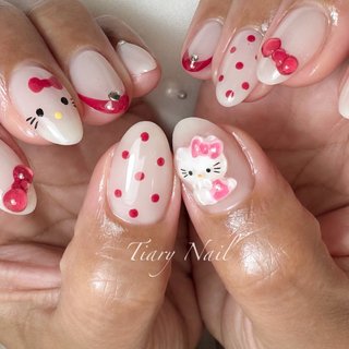 ハローキティネイルのネイルデザイン｜ネイルブック