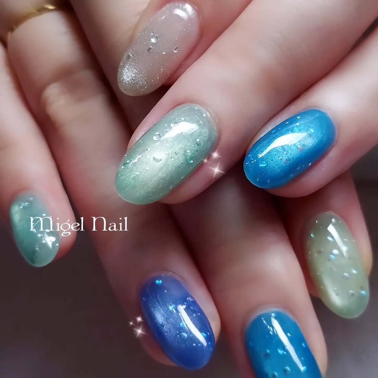 夏/リゾート/水滴/マグネット/キラキラ - migel_nailのネイルデザイン
