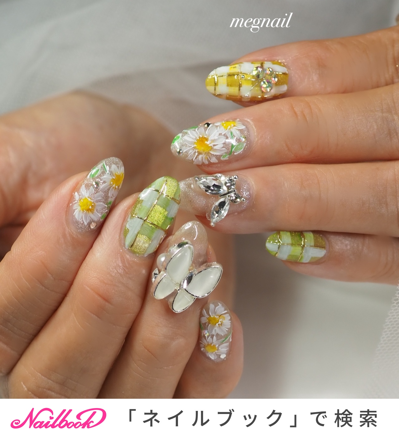 【着画あり】ハンドメイド　蝶々ネイル　チェック柄ネイル　シンプルネイル　可愛い チェック/蝶々ネイルのネイルデザイン｜ネイルブック