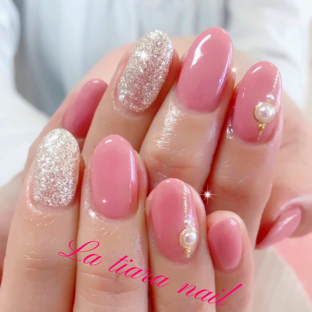 オールシーズン ピンク シルバー ジェル お客様 La Tiara Nail ラ ティアラ のネイルデザイン No ネイルブック