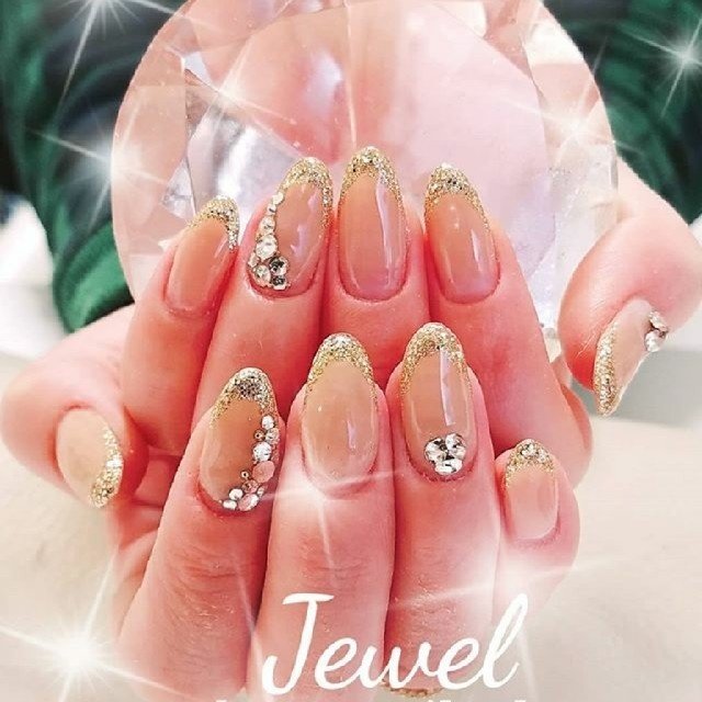 フレンチ ラメ ベージュ ゴールド ジェル Nailst Rのネイルデザイン No ネイルブック